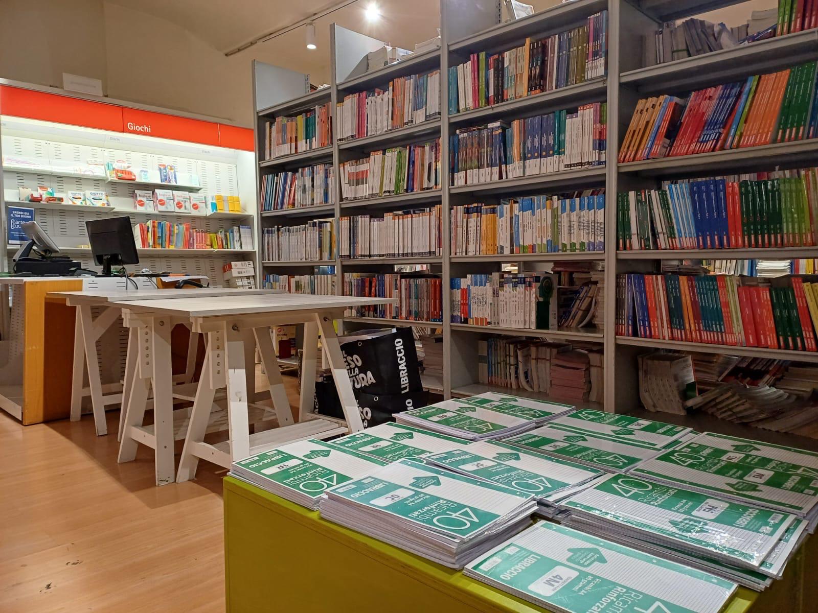 Feltrinelli - Via XX Settembre 21