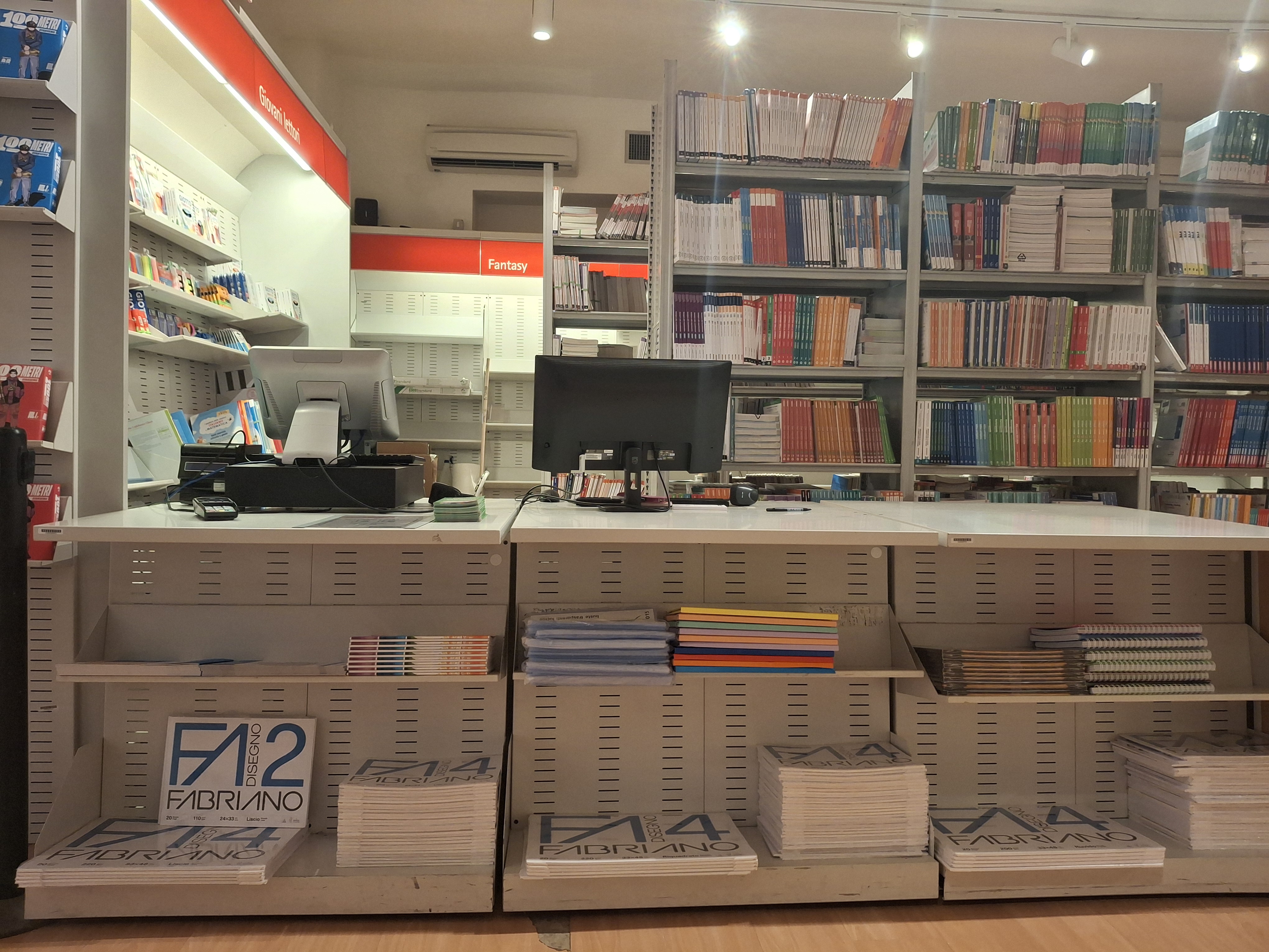 Feltrinelli - Via XX Settembre 21